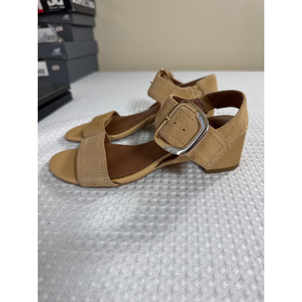 Donald Pliner Sandals Womens 6.5M Neve Tan Suede Block Heel NEVEM3 EUC